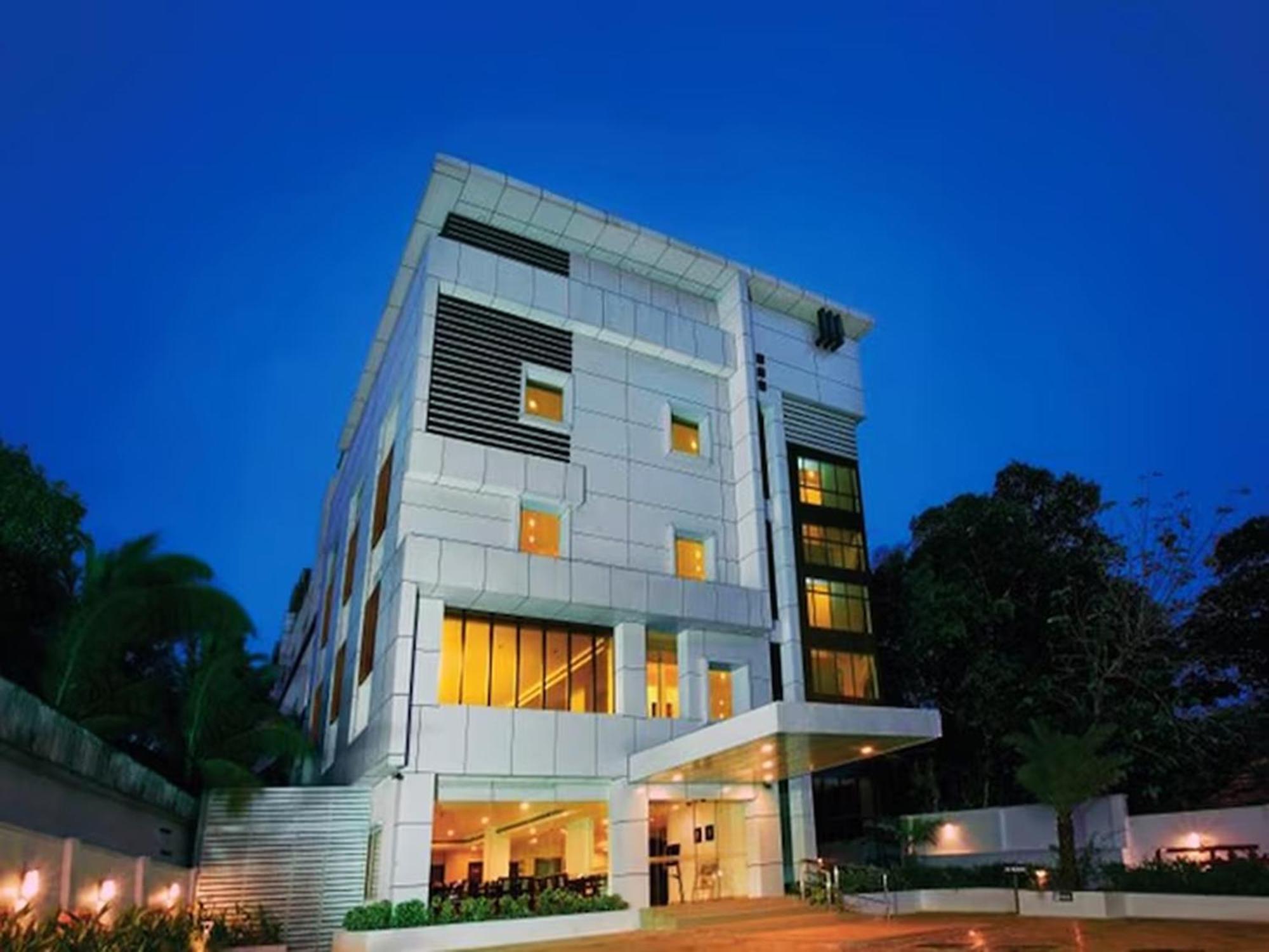Hotel Hills Park Pathanāmthitta Exterior foto